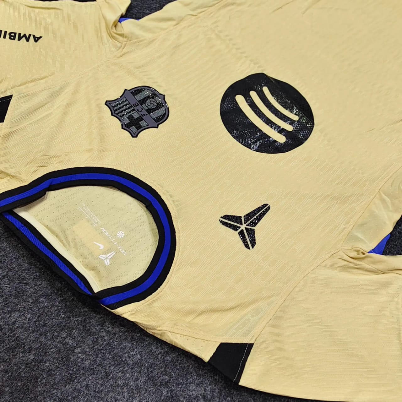 BARCELONA AWAY KIT 25/26