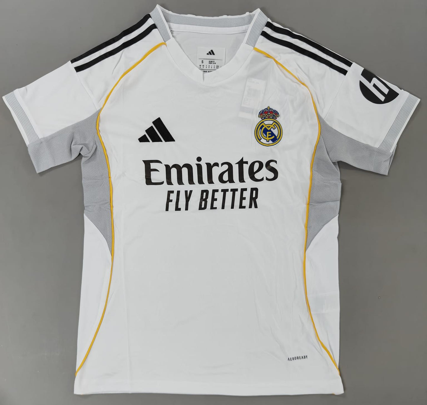 REAL MADRID HOME 26/27 KIT WITH SHORTS