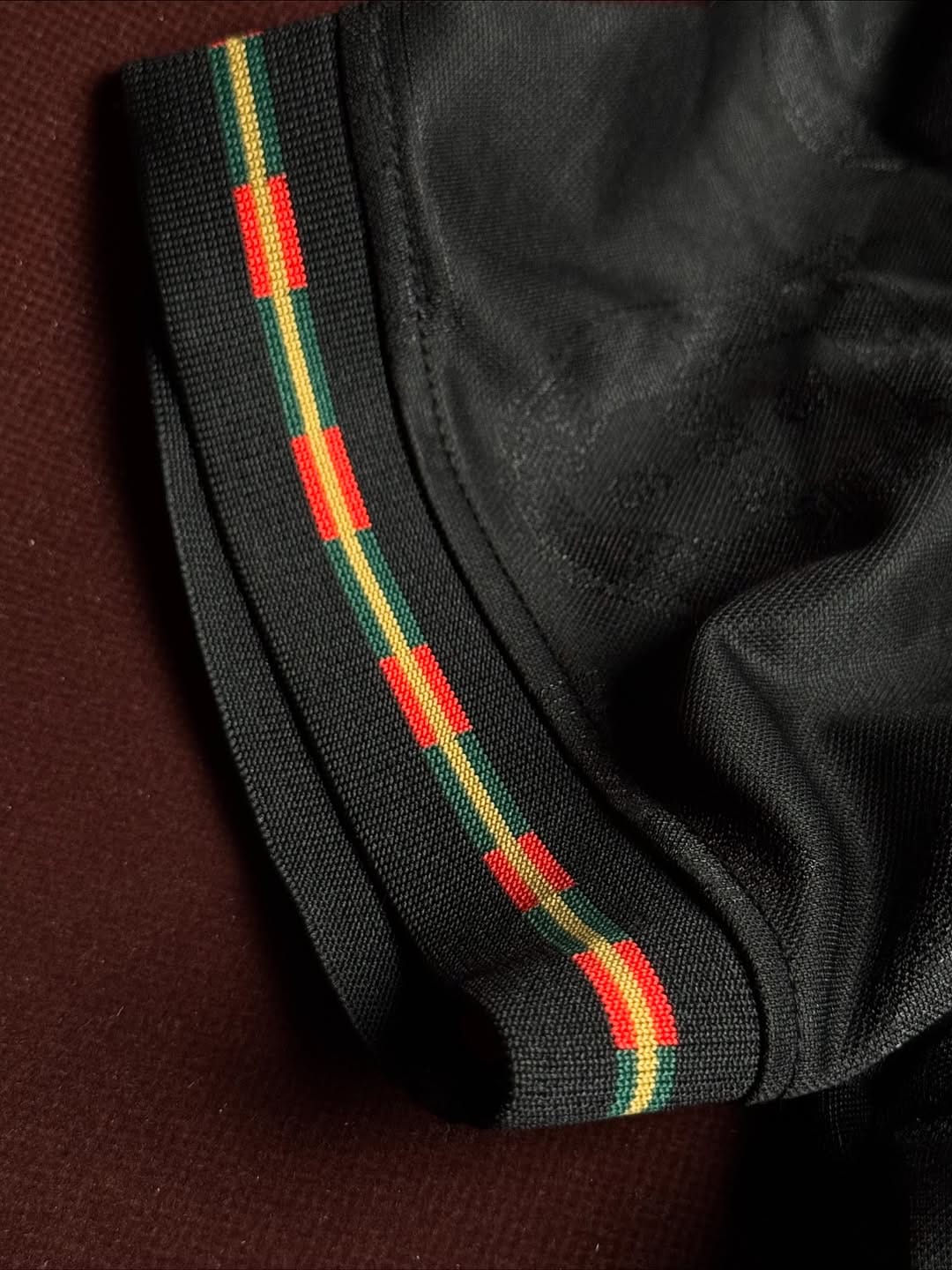 PORTUGAL WORLD CUP 26/27 JERSEY ( Authentic Originals )